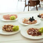 Petit Palais Boutique Platres