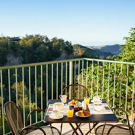 Petit Palais Boutique 2* פלטרס