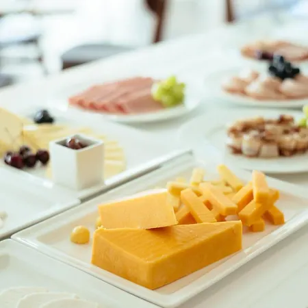 Petit Palais Boutique Hotel