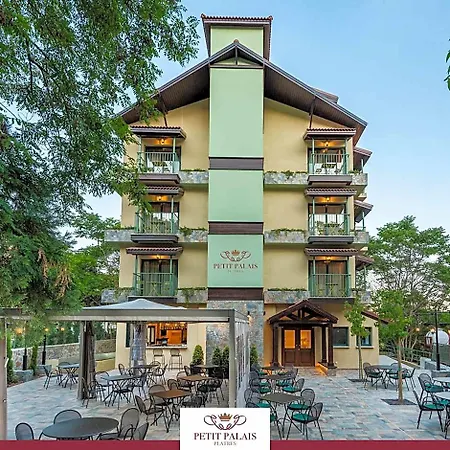 Petit Palais Boutique Hotel 2*